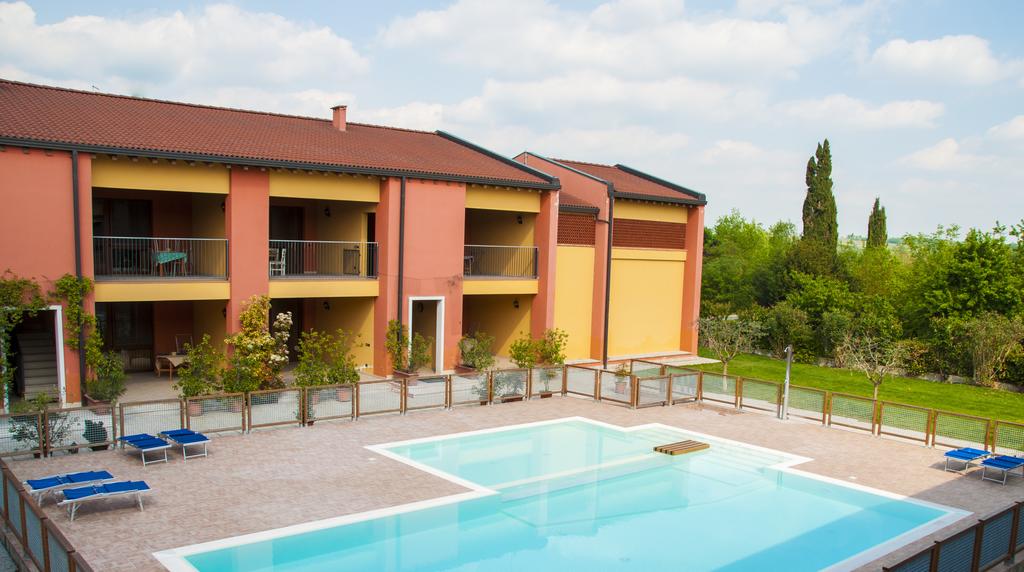 Agriturismo Ai Tre Fienili - farm holidays in Ponti sul Mincio, Lake Garda, Italy