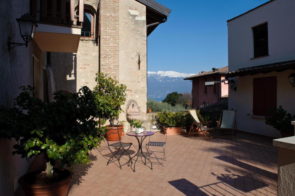 Albergo CAVALLINO 10 - 3 star hotels in Toscolano Maderno, Lake Garda, Italy