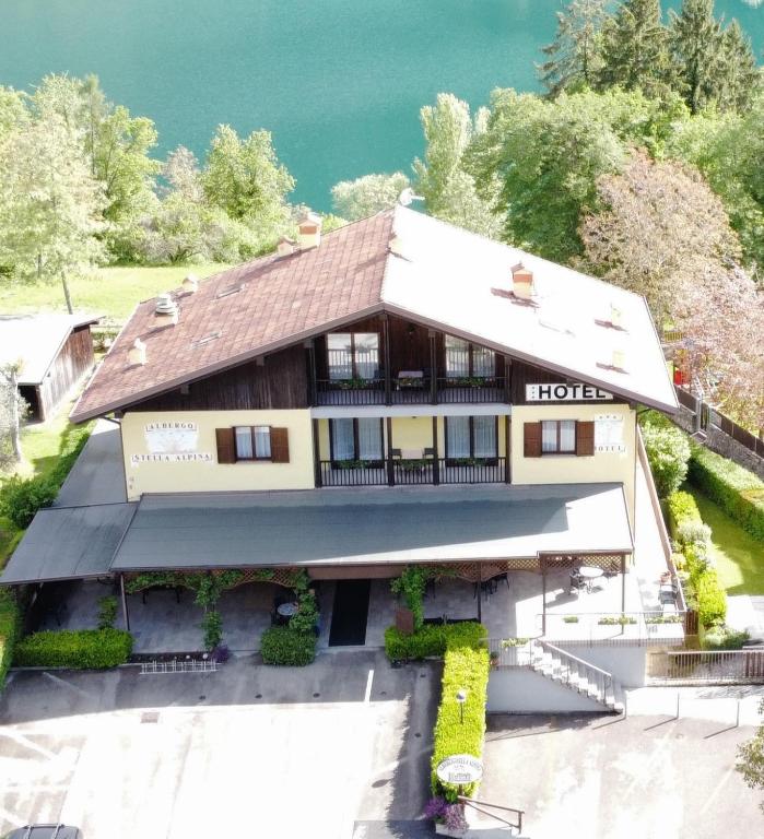 Albergo Stella Alpina - 3 star accommodation in Tenno, Lake Garda, Italy