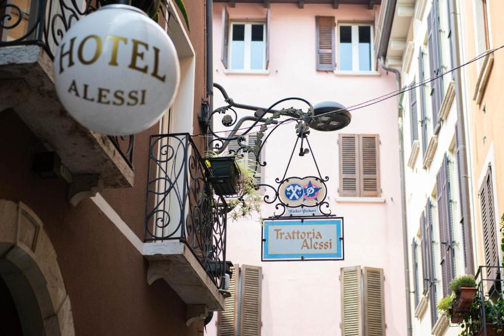 Alessi Hotel Trattoria - 3 star hotels in Desenzano del Garda, Lake Garda, Italy