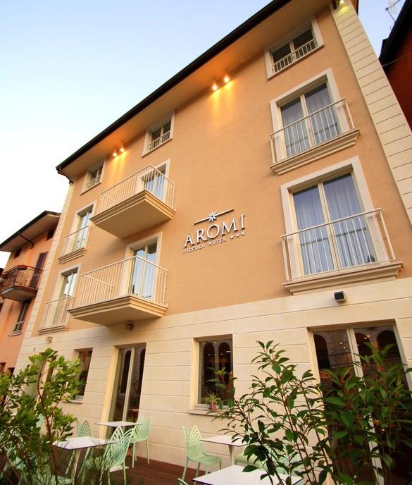 Aromi Piccolo Hotel - 3 star hotel in Salò, Lake Garda, Italy