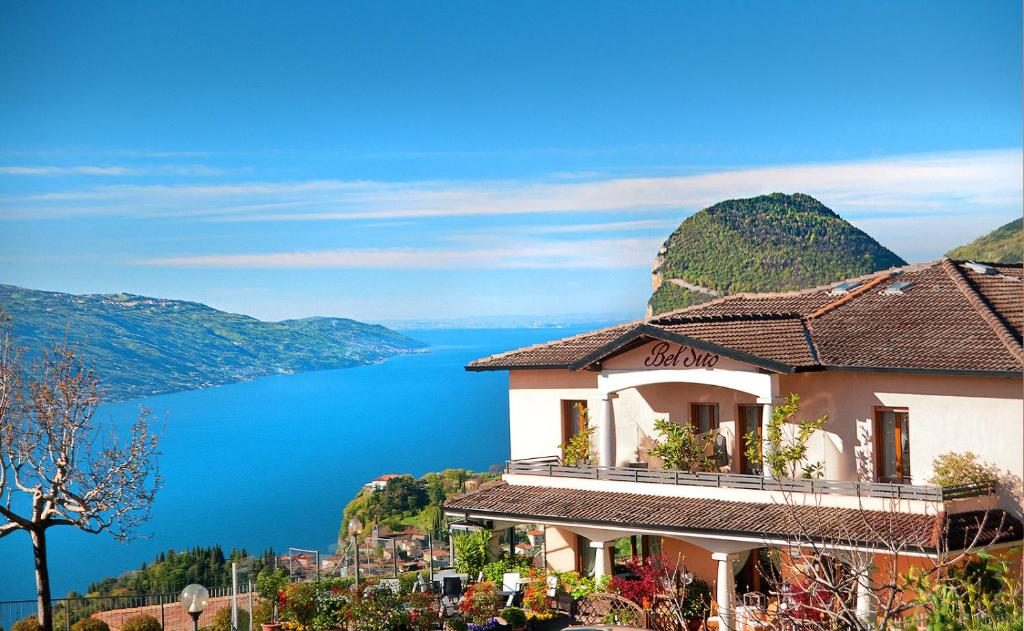 Hotel Garni Bel Sito - 3 star hotels in Tremosine sul Garda, Lake Garda, Italy