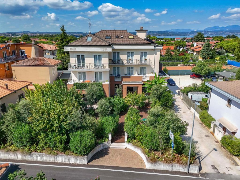 Best Western Hotel Arya - 3 star accommodation in Sirmione, Lake Garda, Italy