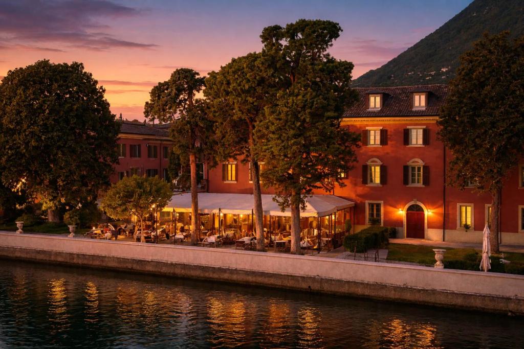 Boutique Hotel Bogliaco - 4 star accommodation in Gargnano, Lake Garda, Italy