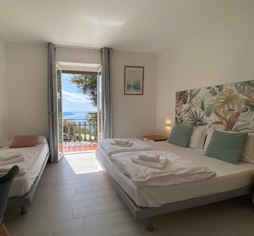 Ca ai Tigli - 3 star accommodation in Tignale, Lake Garda, Italy