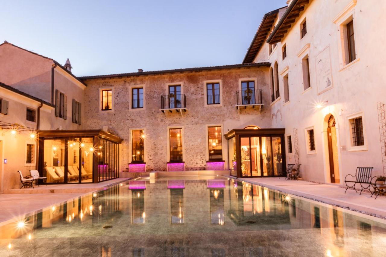 Corte Regia Relais & Spa - 4 star hotel in Valeggio sul Mincio, Lake Garda, Italy