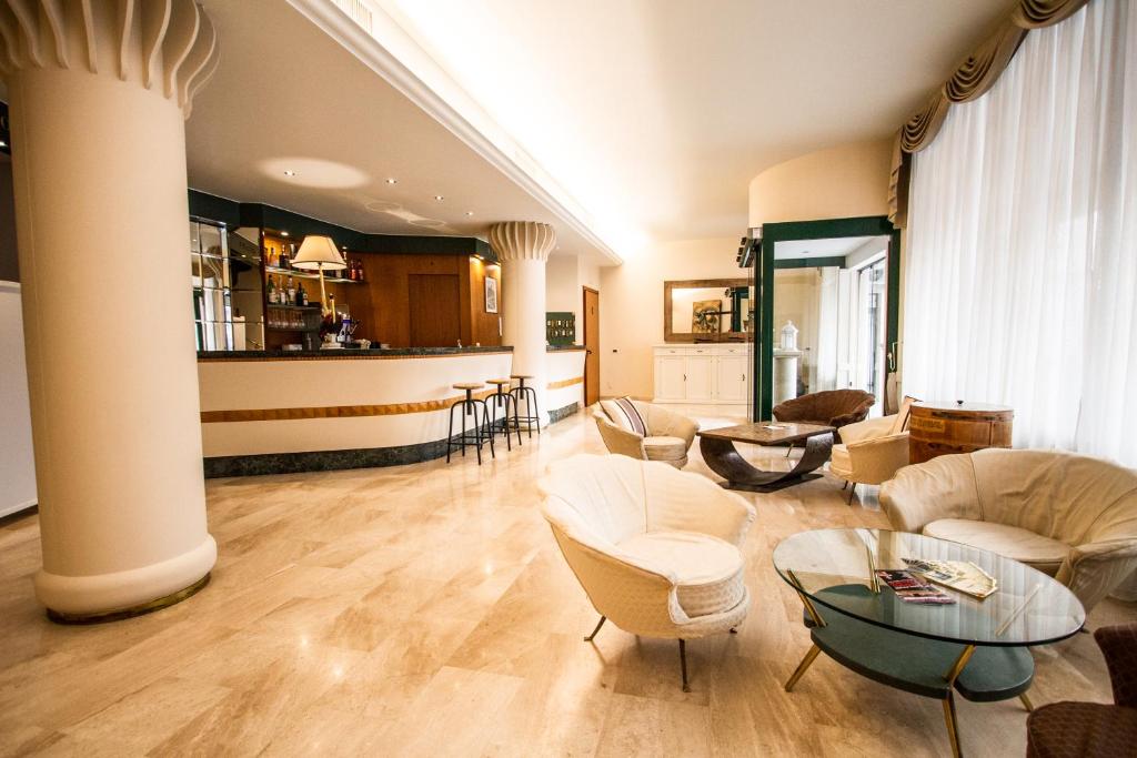 Hotel Elefante - 3 star hotels in Montichiari, Lake Garda, Italy