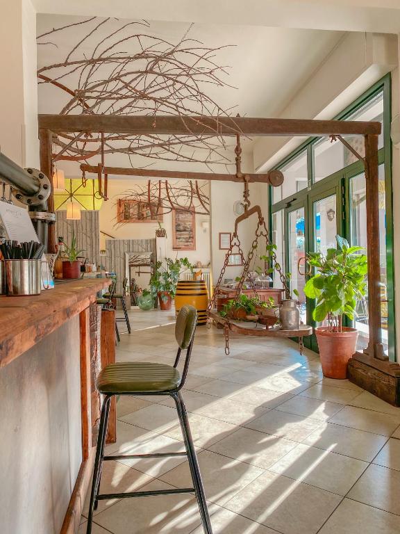 Ennesima Osteria con Alloggio - Bike Hotel - 3 star hotels in Toscolano Maderno, Lake Garda, Italy