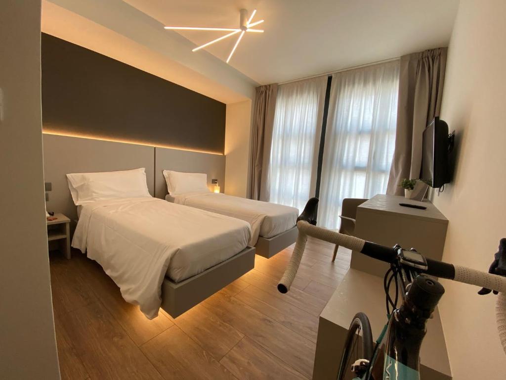 Fly Bike Hotel - 3 star hotels in Trento, Lake Garda, Italy