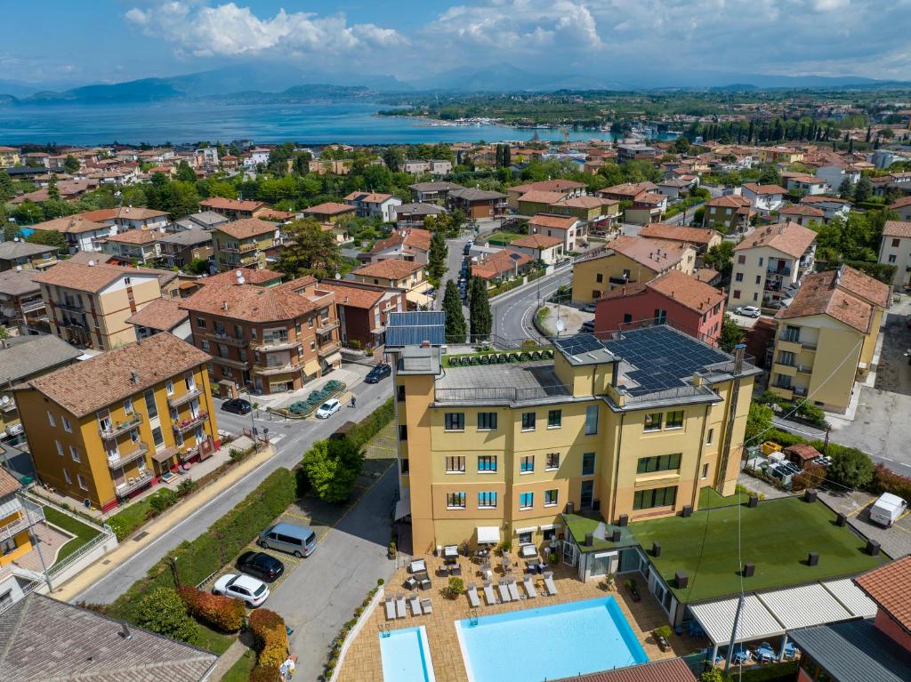 Green Park Hotel - 3 star accommodation in Peschiera del Garda, Lake Garda, Italy