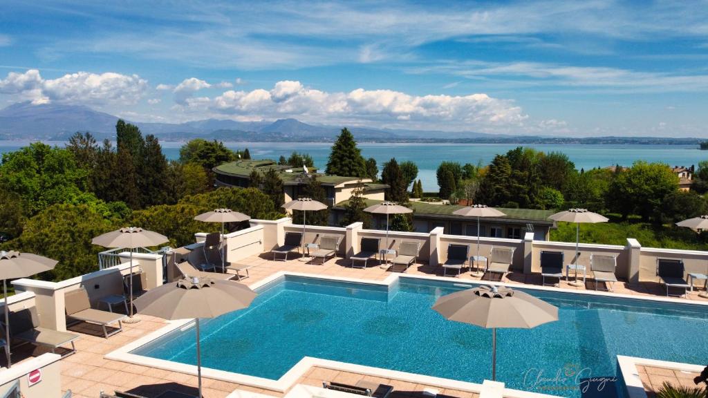 Hotel Alfieri - 3 star accommodation in Sirmione, Lake Garda, Italy