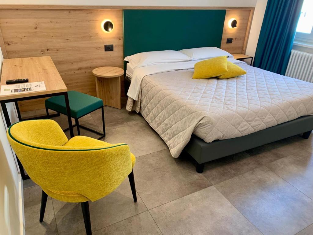 Hotel Alla Perla - 3 star accommodation in Lago di Ledro, Lake Garda, Italy