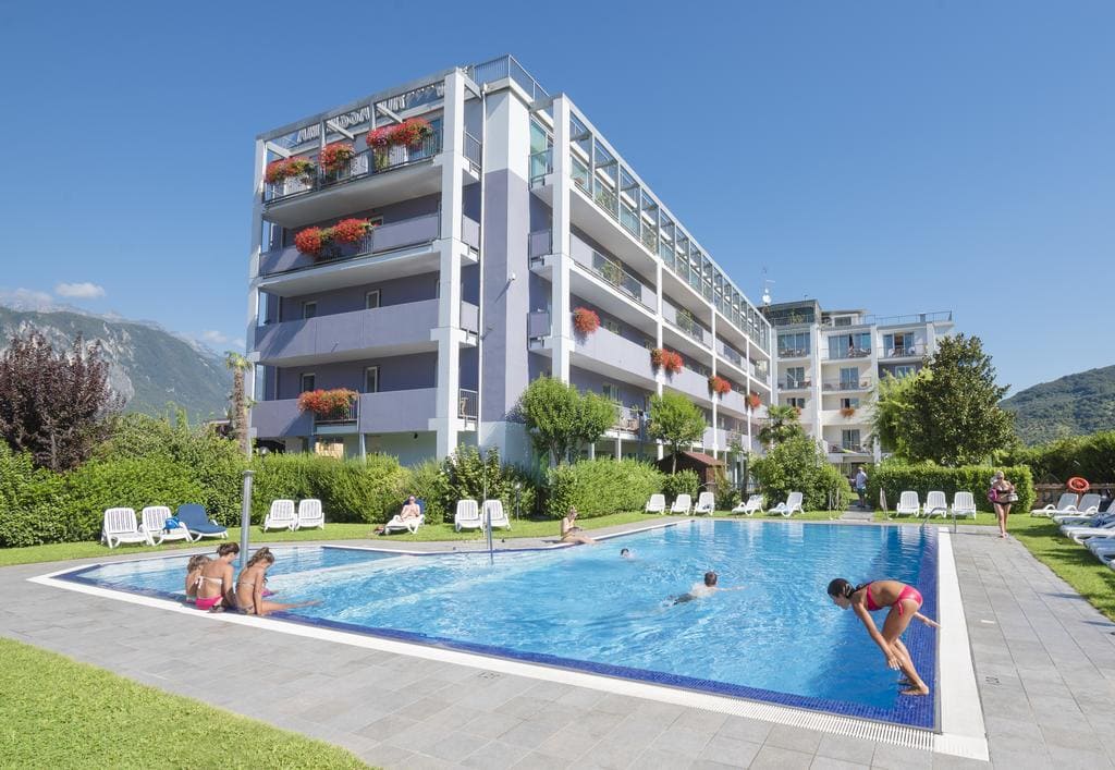 Ambassador Suite Hotel - 3 star holiday apartments in Riva del Garda, Lake Garda, Italy