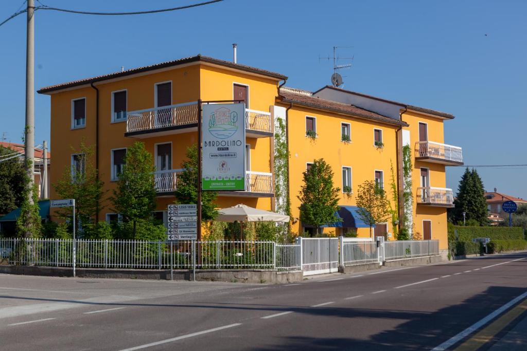 Hotel Bardolino - 3 star accommodation in Bardolino, Lake Garda, Italy