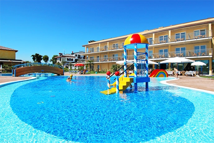 Hotel Bella Italia - 4 star hotel in Peschiera del Garda, Lake Garda, Italy