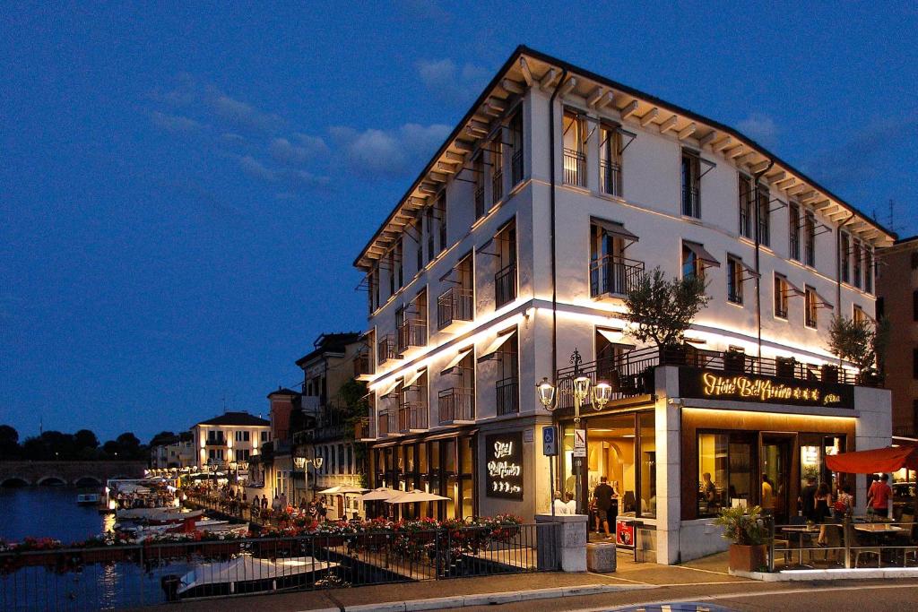 Hotel Bell'arrivo by Dori - 3 star accommodation in Peschiera del Garda, Lake Garda, Italy
