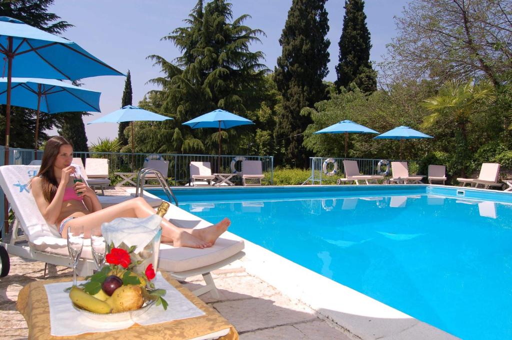 Hotel Broglia - 3 star accommodation in Sirmione, Lake Garda, Italy