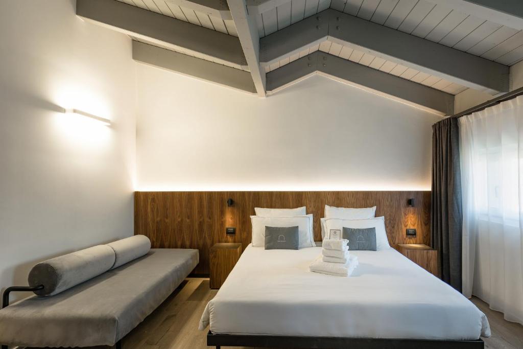 Hotel Casa Scaligeri - 3 star accommodation in Sirmione, Lake Garda, Italy
