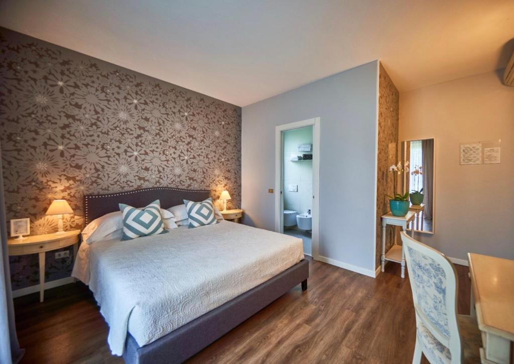 Hotel Clodia - 3 star accommodation in Sirmione, Lake Garda, Italy