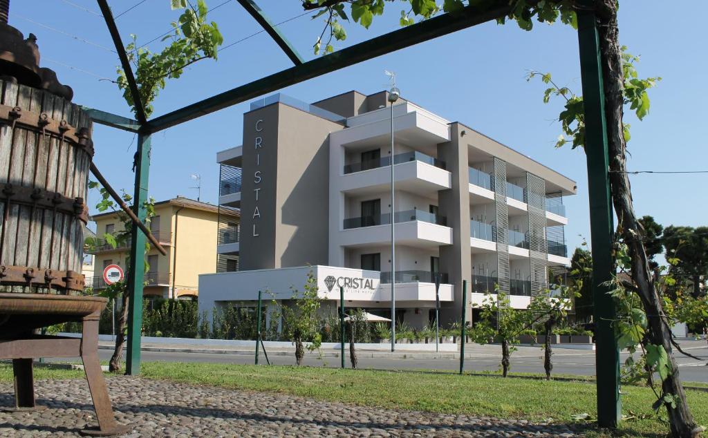Hotel Cristal - 3 star accommodation in Sirmione, Lake Garda, Italy