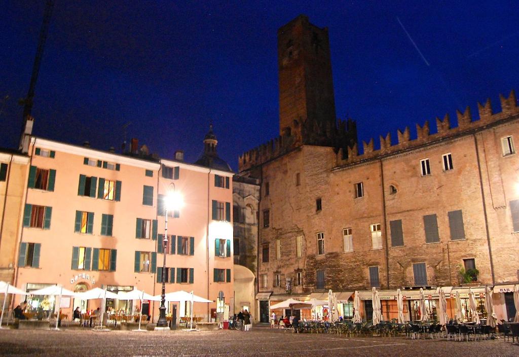 Hotel dei Gonzaga - 3 star accommodation in Mantova, Lake Garda, Italy