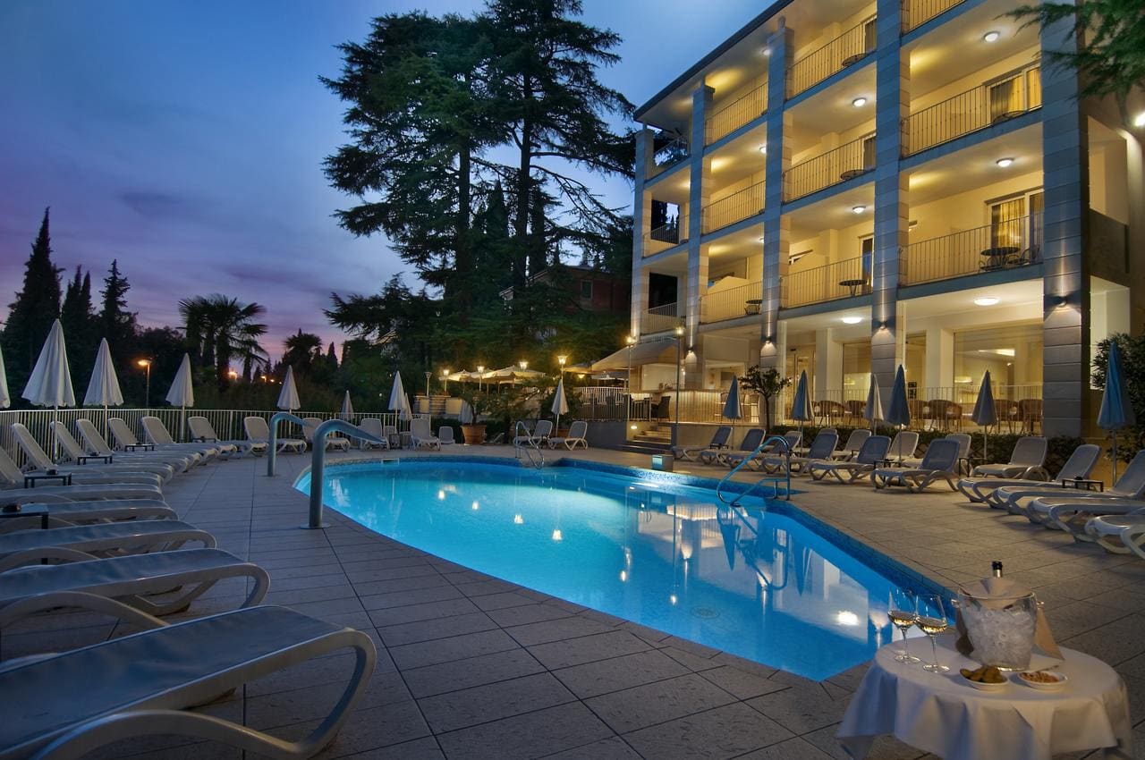 Hotel Excelsior Le Terrazze - 4 star hotel in Garda, Lake Garda, Italy