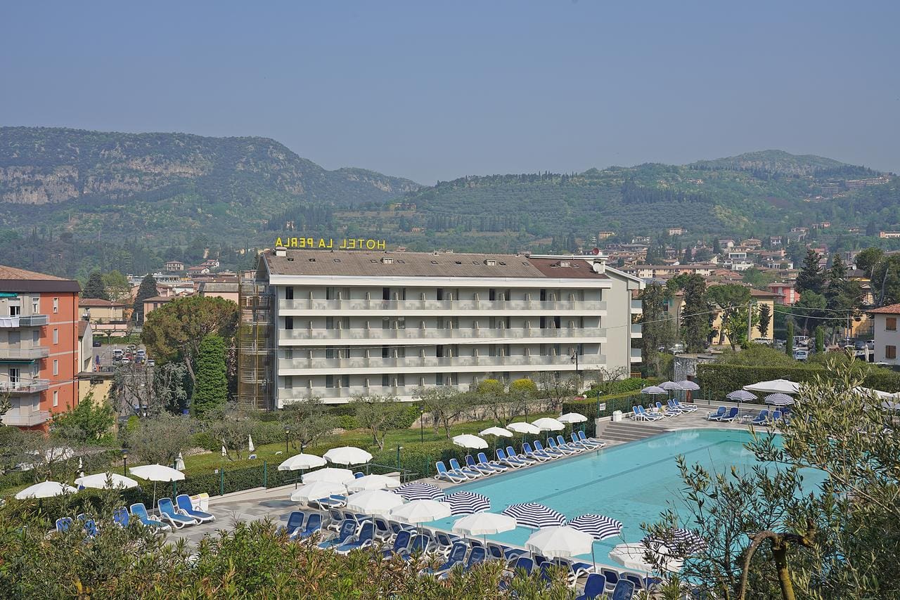 Hotel La Perla - 3 star hotel in Garda, Lake Garda, Italy