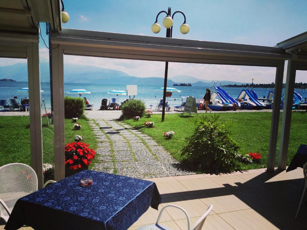 Hotel La Romantica - 1 star accommodation in Manerba del Garda, Lake Garda, Italy