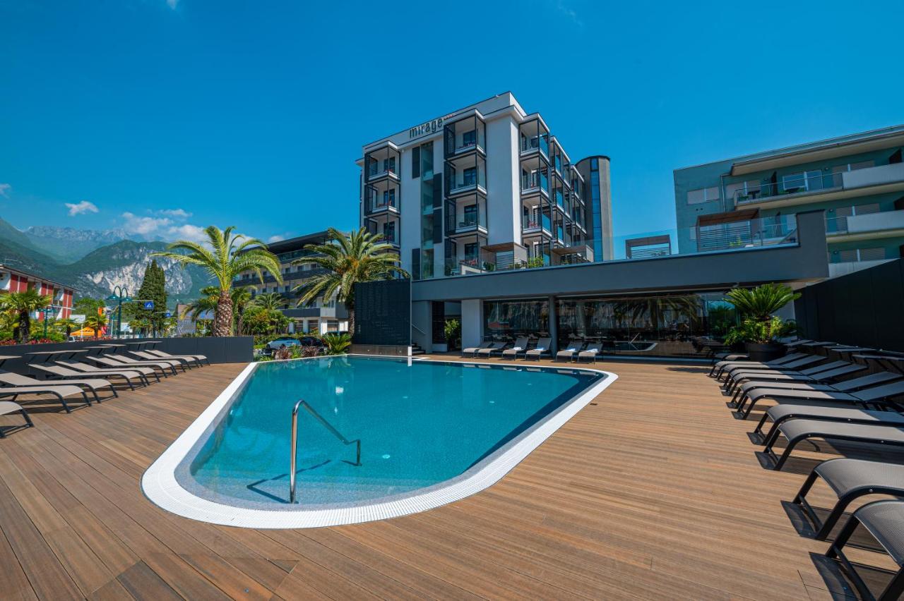 Lake Front Hotel Mirage - 4 star hotel in Riva del Garda, Lake Garda, Italy