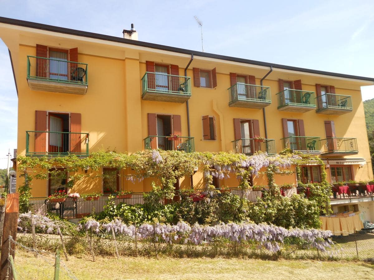 Hotel Montebaldina - 3 star hotel in San Zeno di Montagna, Lake Garda, Italy