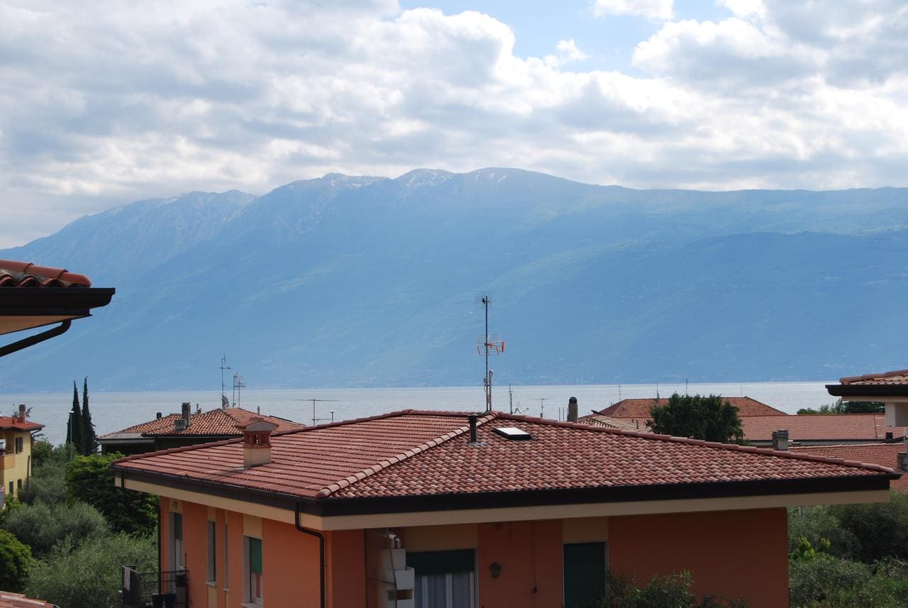 Hotel Olivi - 2 star hotel in Toscolano Maderno, Lake Garda, Italy