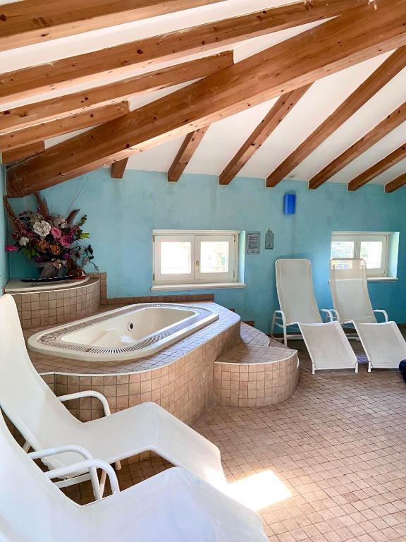 Hotel Olivo - 4 star accommodation in Arco, Lake Garda, Italy