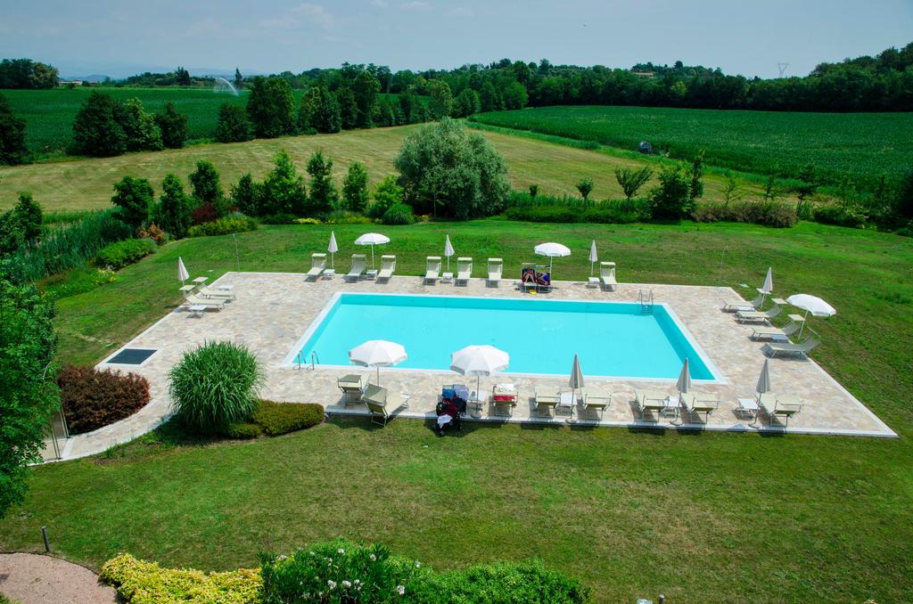 Hotel Relais Corte Cavalli - 4 star hotel in Ponti sul Mincio, Lake Garda, Italy