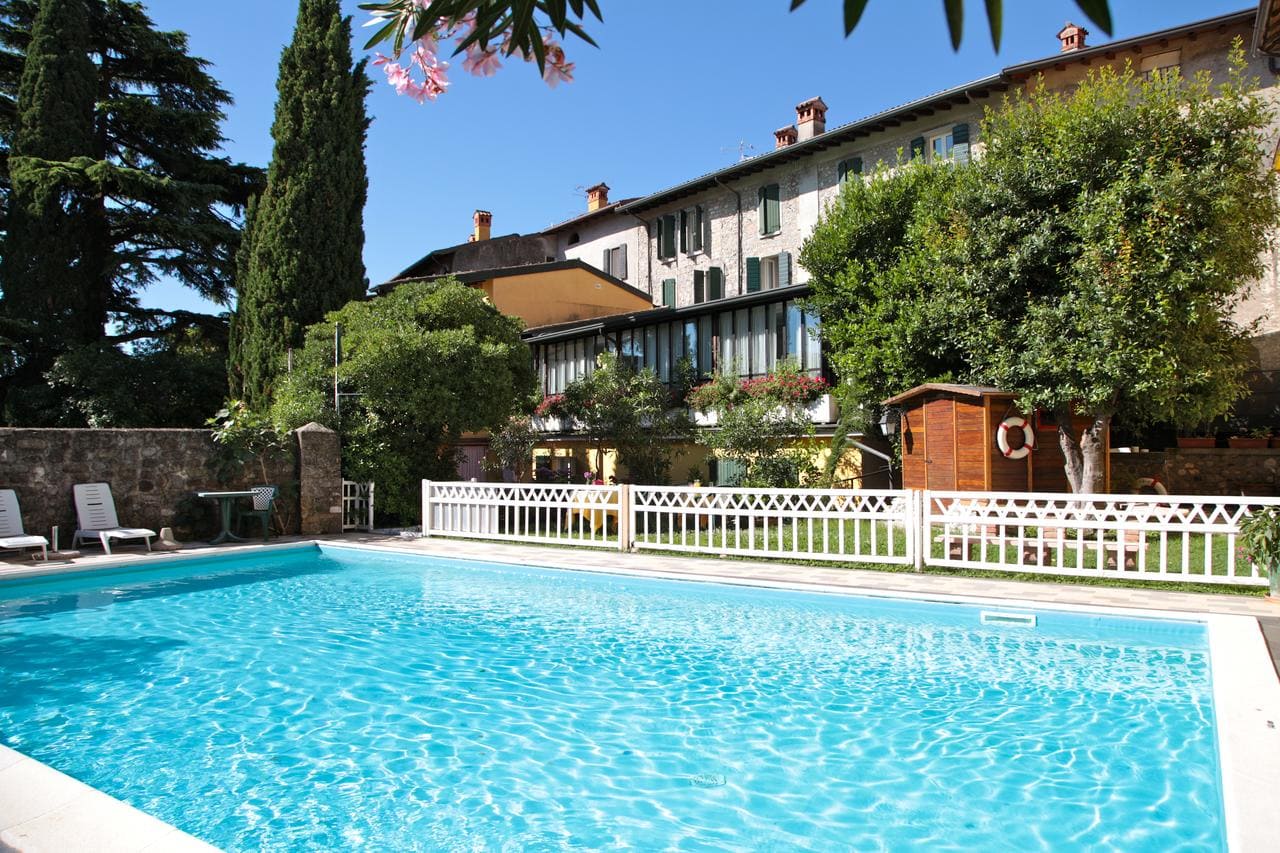 Hotel San Filis - 3 star hotel in San Felice del Benaco, Lake Garda, Italy