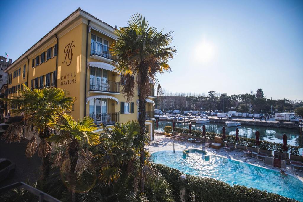 Hotel Sirmione Terme - 4 star accommodation in Sirmione, Lake Garda, Italy