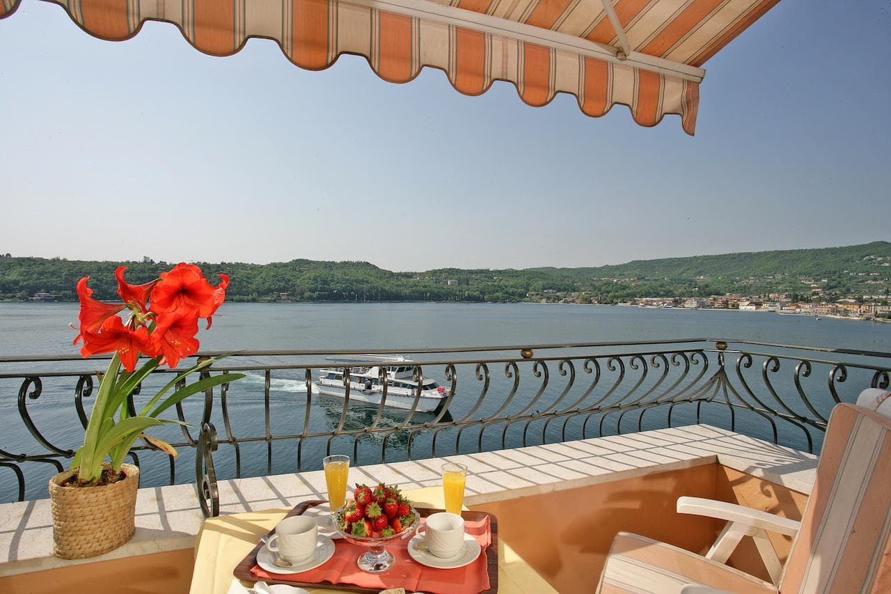 Hotel Vigna - 3 star hotel in Salò, Lake Garda, Italy
