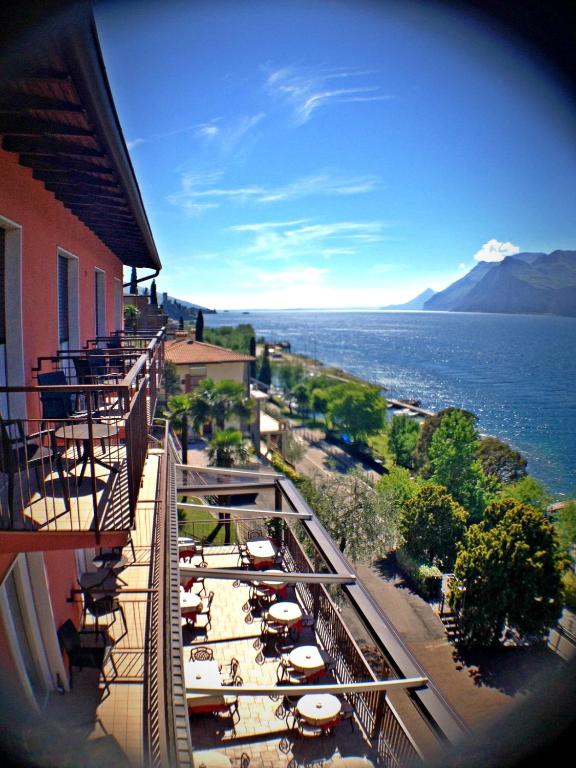 Hotel Villa Carmen - 3 star accommodation in Malcesine, Lake Garda, Italy