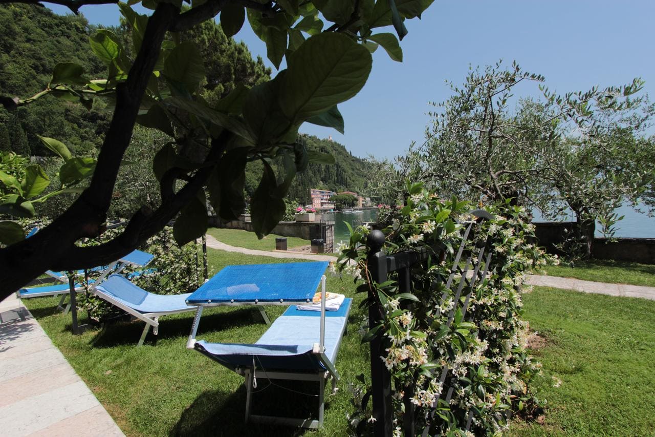 Hotel Villa Maria Au Lac - 4 star hotel in Toscolano Maderno, Lake Garda, Italy