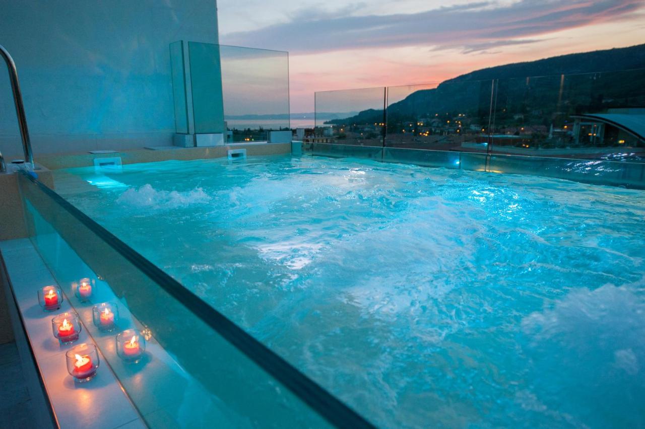Amaris - 4 star hotels in Garda, Lake Garda, Italy