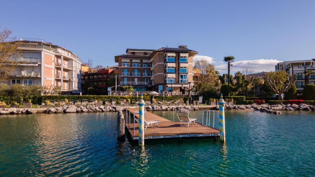 Kriss Internazionale Hotel - 4 star accommodation in Bardolino, Lake Garda, Italy