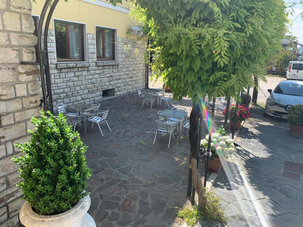La Pina - 3 star hotels in Bedizzole, Lake Garda, Italy