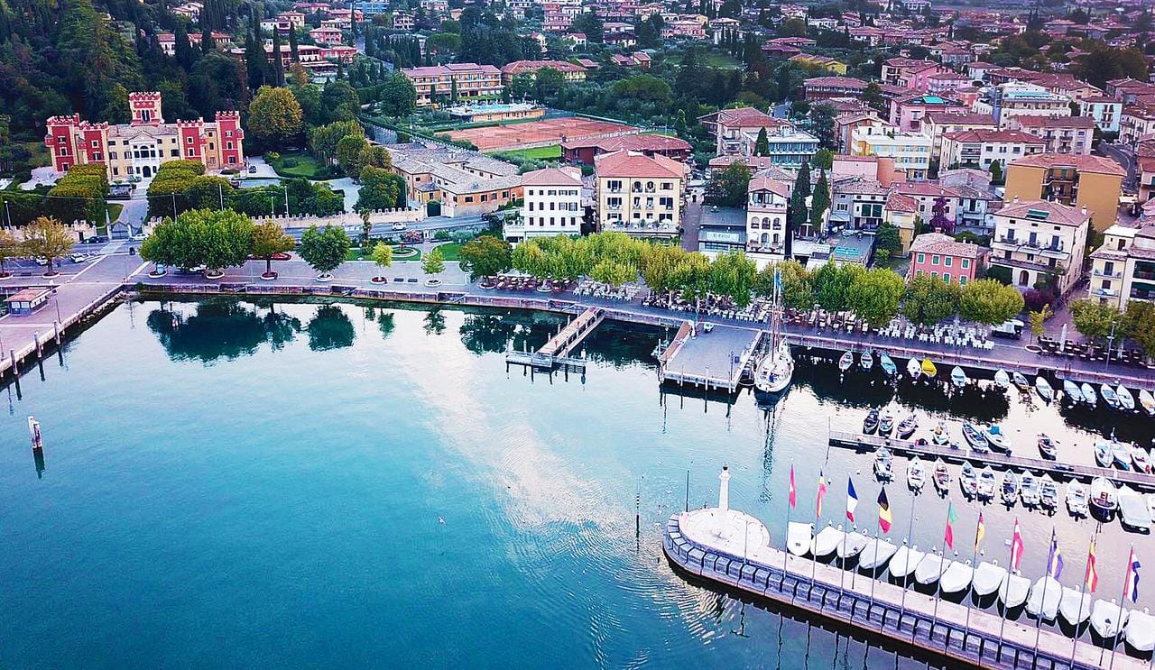 La Vittoria Boutique Hotel - 4 star hotel in Garda, Lake Garda, Italy