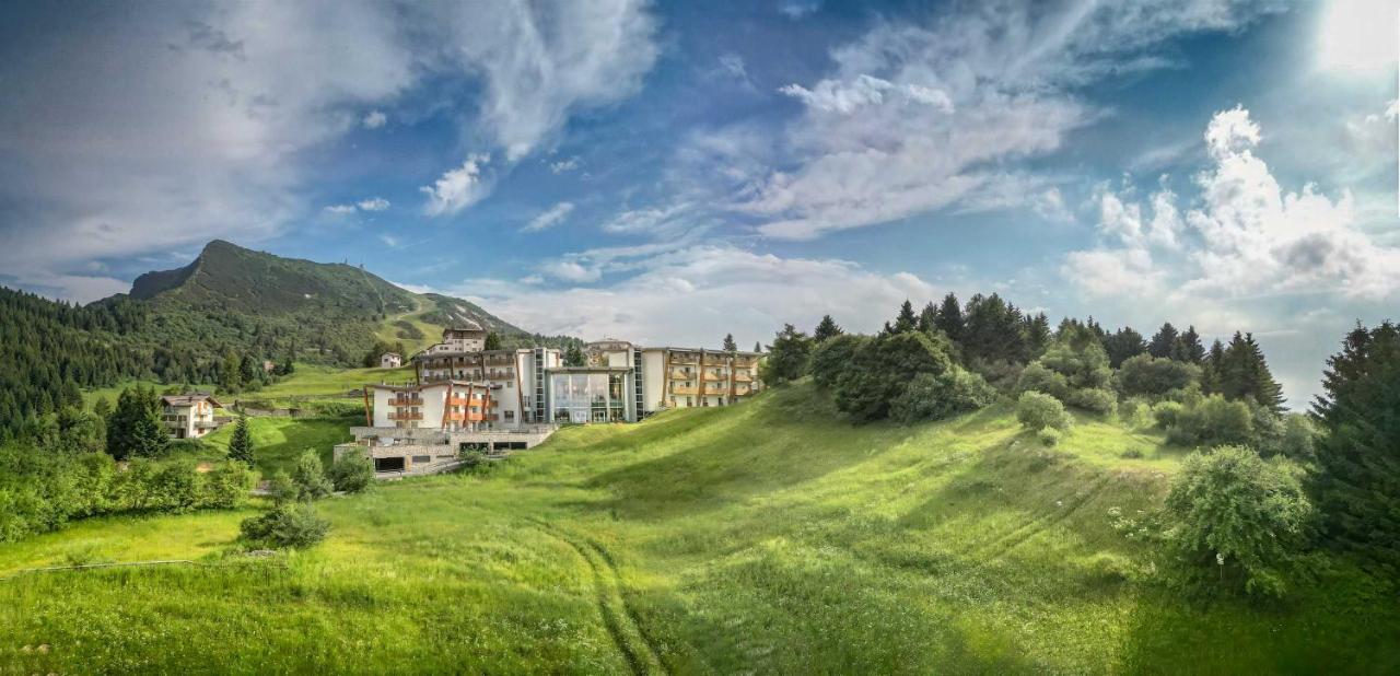 Brenta Dolomites - 4 star hotels in Trento, Lake Garda, Italy