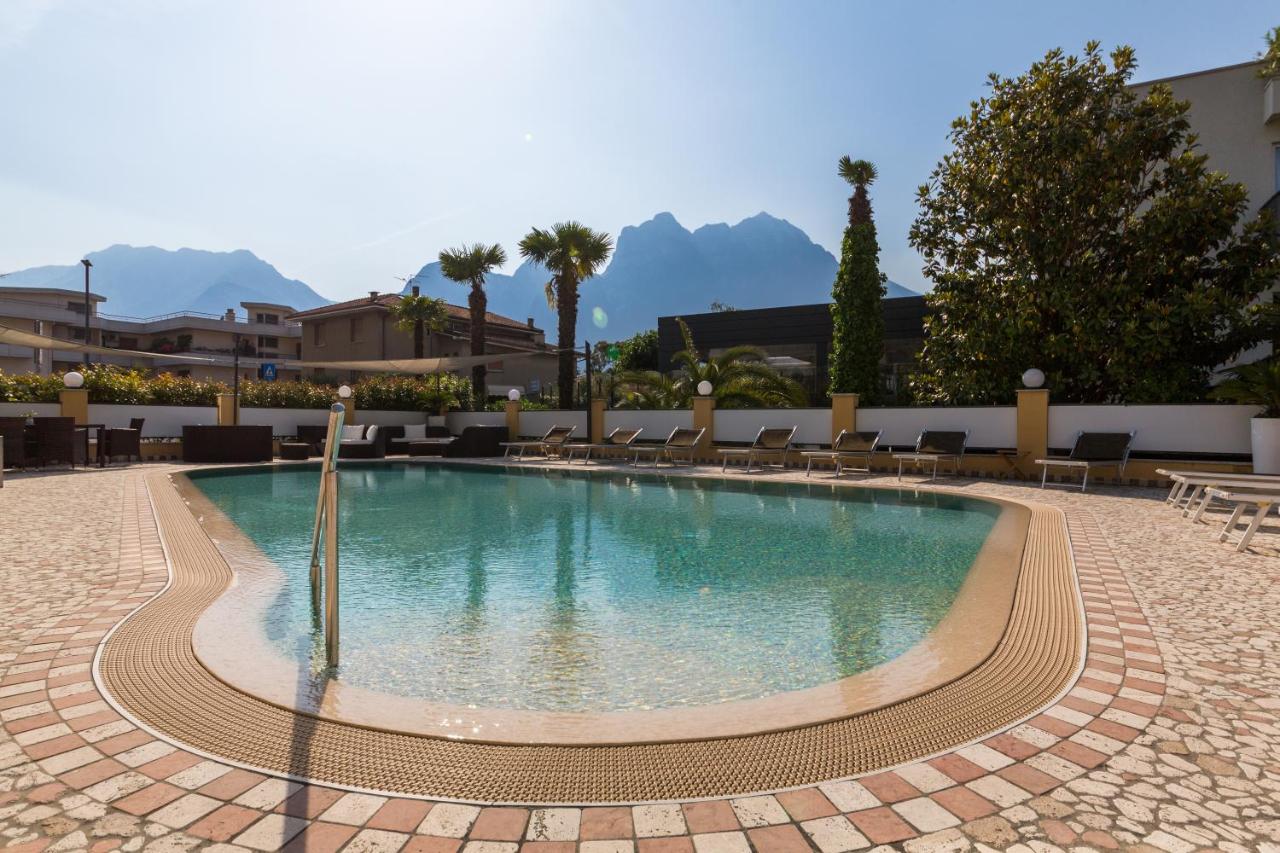New Garden - 2 star hotels in Nago-Torbole, Lake Garda, Italy
