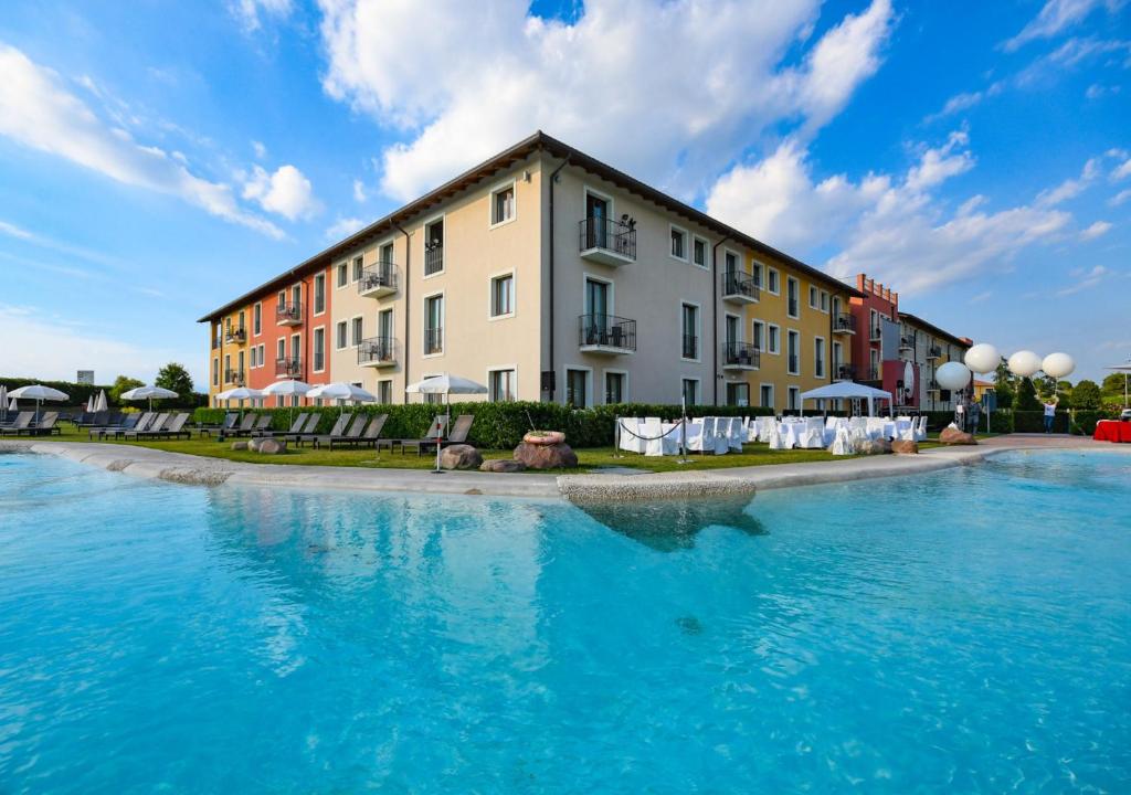 TH Lazise - Hotel Parchi Del Garda - 4 star accommodation in Lazise, Lake Garda, Italy