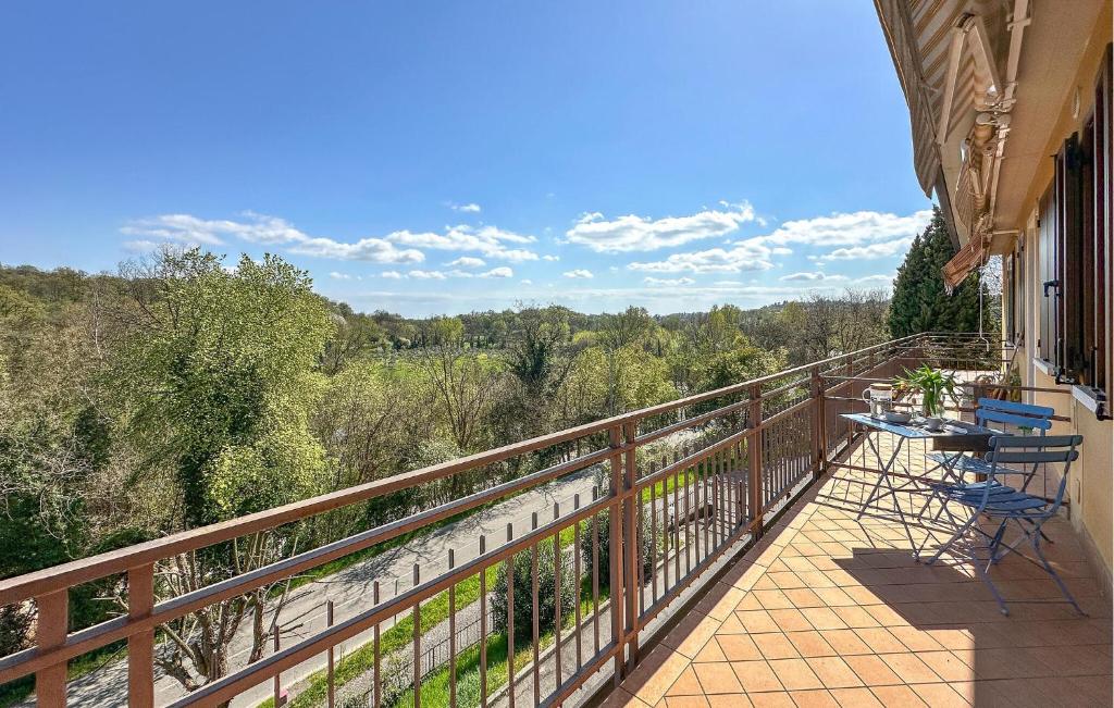 Pet Friendly Apartment - 4 star holiday apartments in Soiano del Lago, Lake Garda, Italy