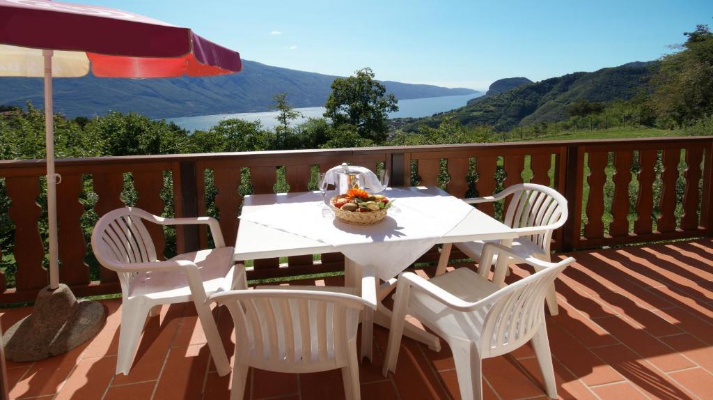 Hotel Residence Campi - 4 star hotels in Tremosine sul Garda, Lake Garda, Italy