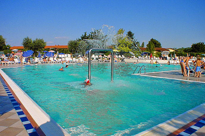 The Garda Village - 4 star holiday apartments in Sirmione, Lake Garda, Italy