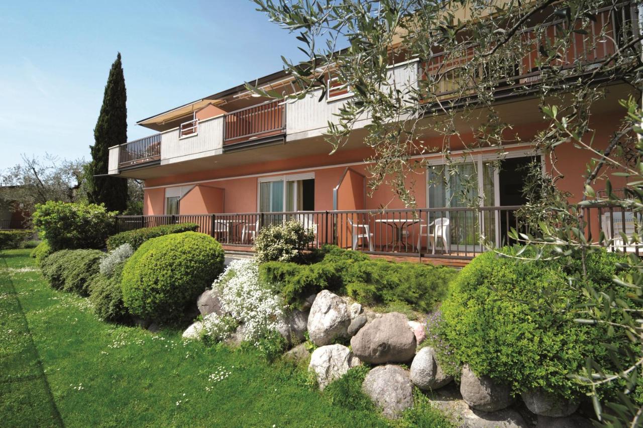 Residence La Madonnina - 3 star hotels in Limone sul Garda, Lake Garda, Italy