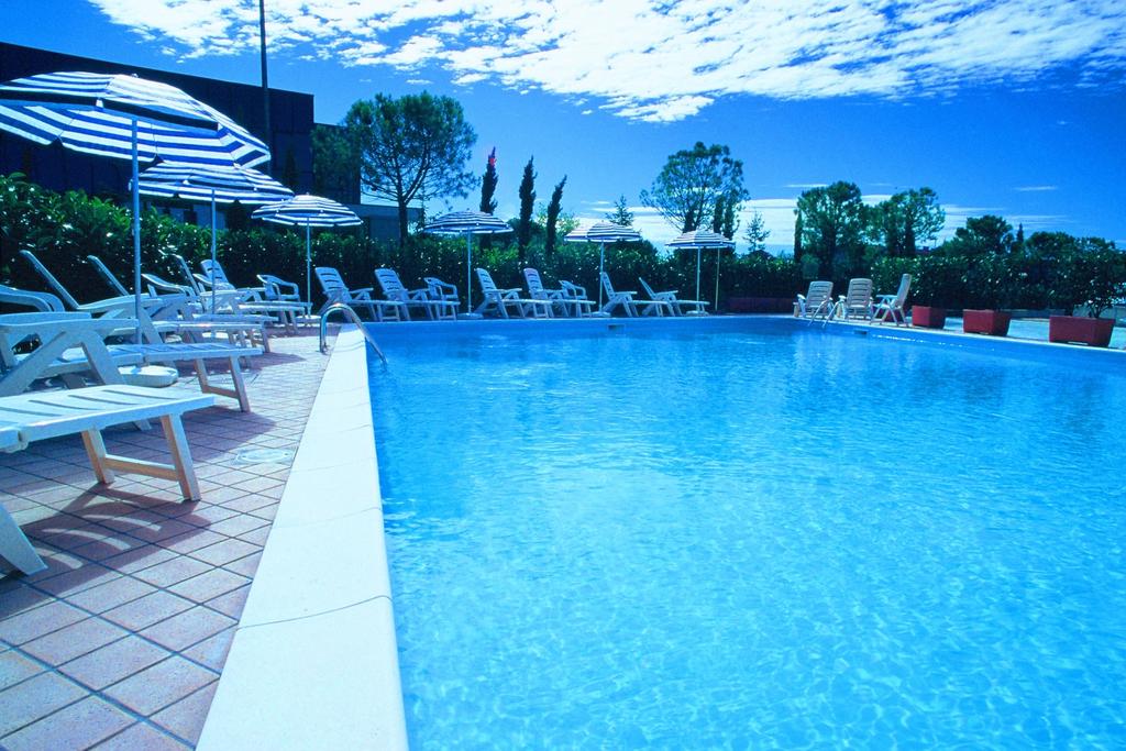Residence Nuove Terme - 3 star holiday apartments in Sirmione, Lake Garda, Italy